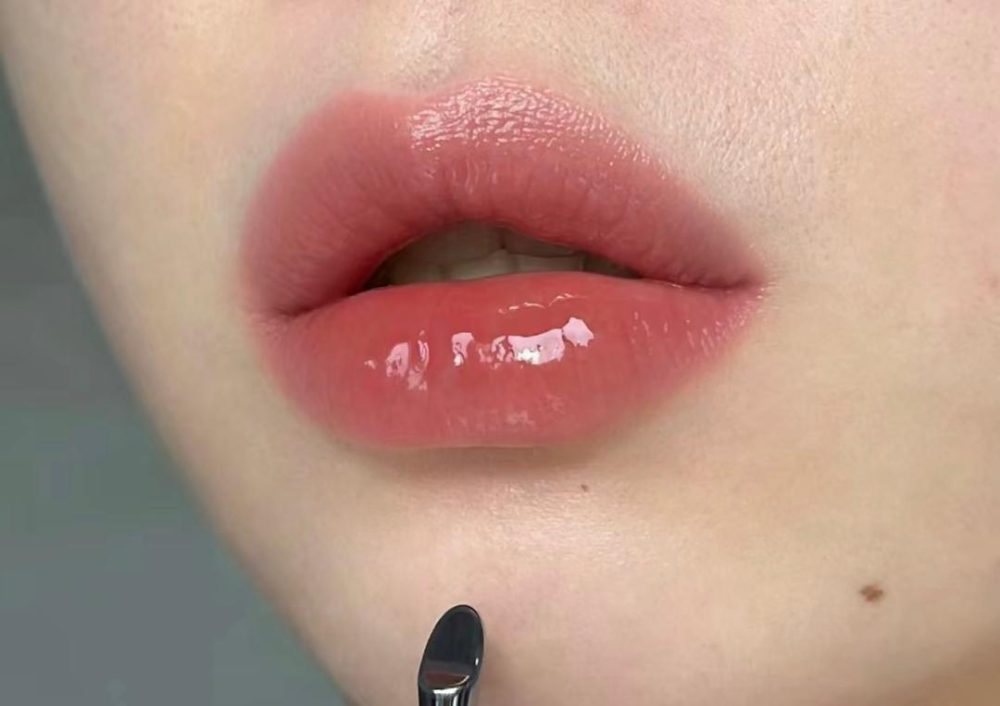 Judydoll Ice Watery Lip Gloss - Image 7