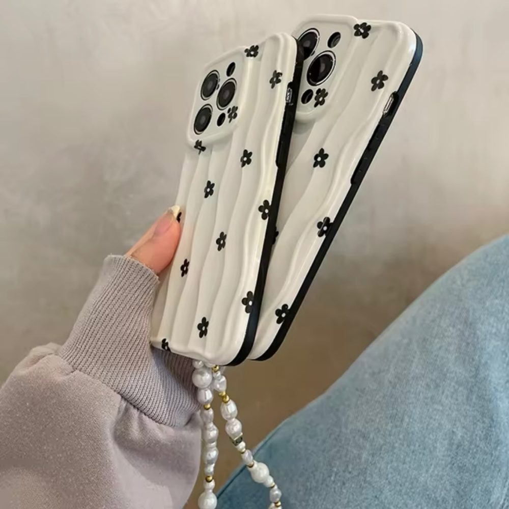 Noir Beaded Case 🖤 - Image 4