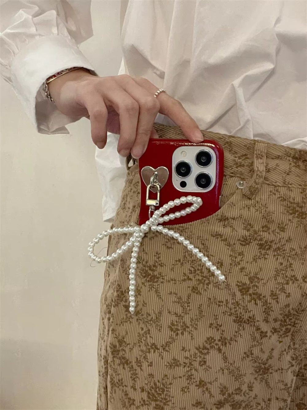 Scarlet Leather Case - Image 5